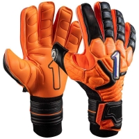 GOALKEEPER GLOVES